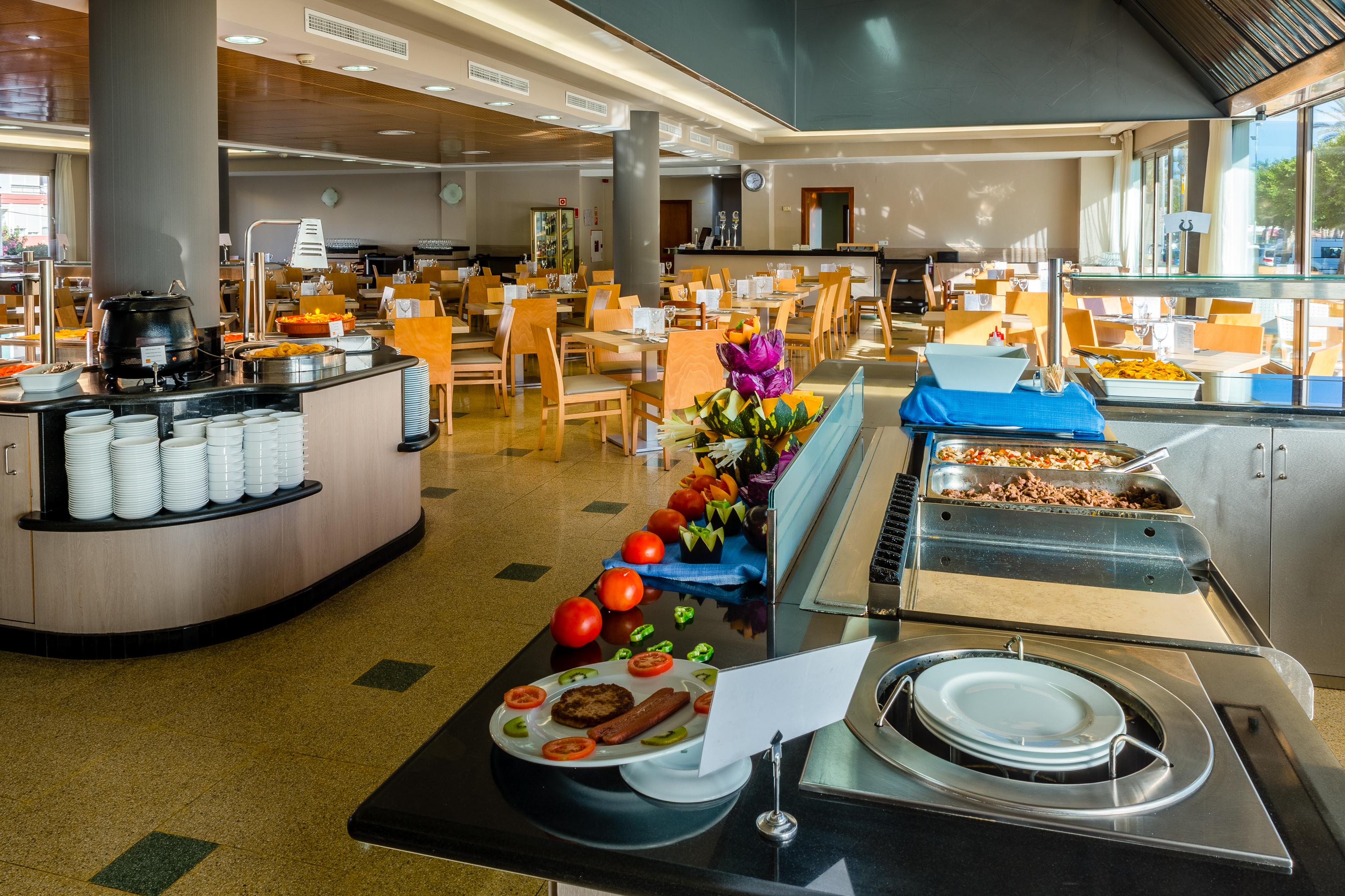 Bq Andalucia Beach Hotel 토레델마르 외부 사진